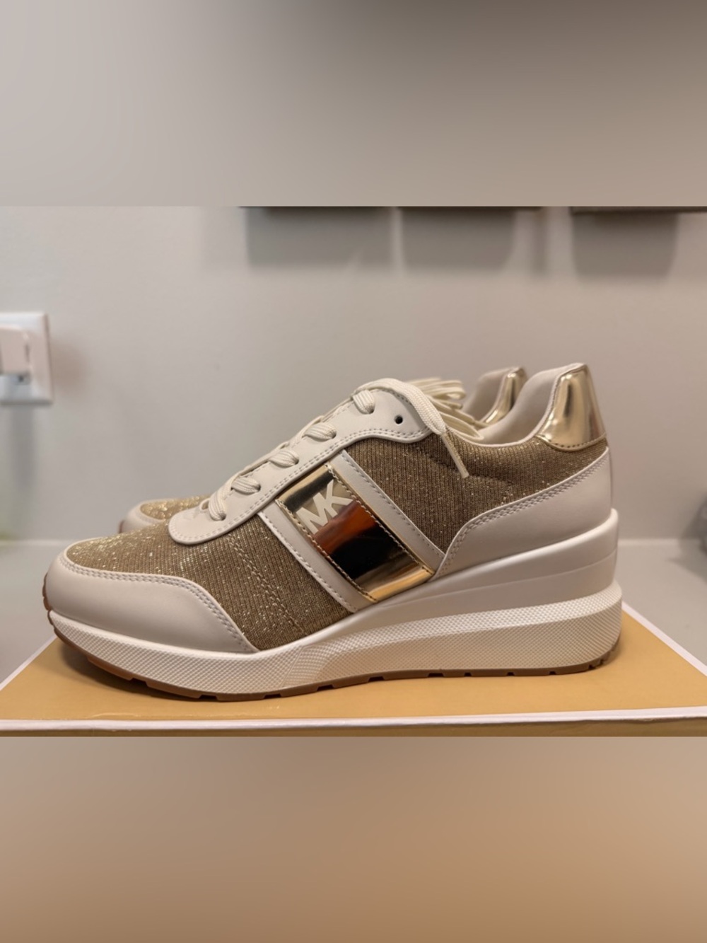 NWT! Michael Kors White and Gold Platform Sneakers